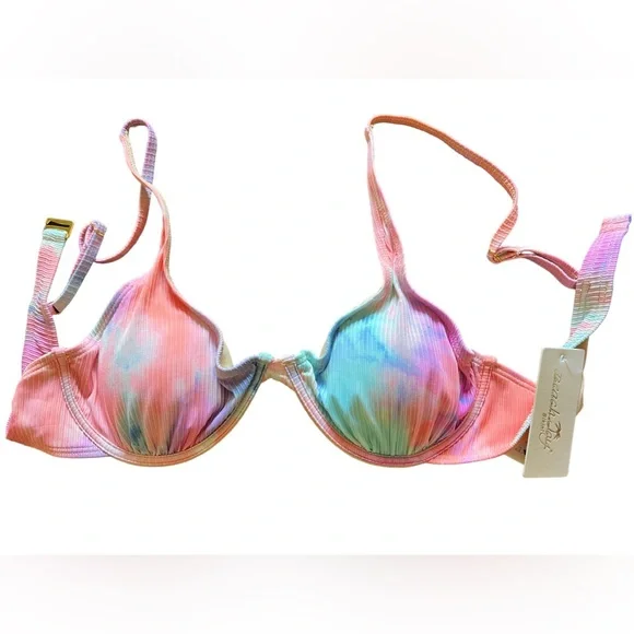 Beach joy bikini top size Medium NWT - Picture 1 of 3